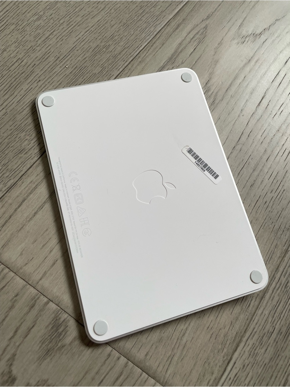 🍎 Apple Magic Trackpad - Picture 2 of 3
